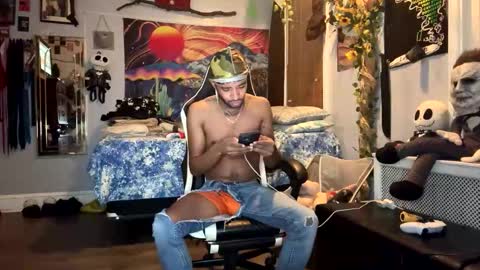 Snapshot of papian0 chatting on October 15, 2025, 12:11 am papian0 online show from October 15, 2025, 12:11 am