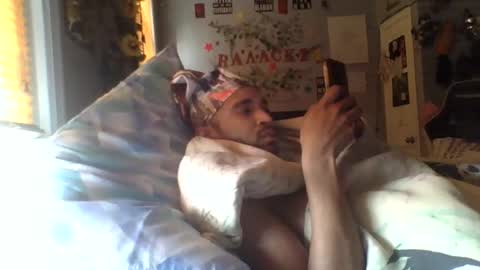 Snapshot of papian0 chatting on October 15, 2025, 12:27 pm papian0 online show from October 15, 2025, 12:27 pm