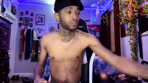 Snapshot of papian0 chatting on October 21, 2025, 12:11 am papian0 online show from October 21, 2025, 12:11 am