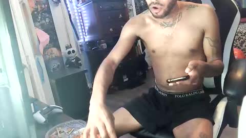 Snapshot of papian0 chatting on November 25, 2025, 10:54 pm papian0 online show from November 25, 2025, 10:54 pm