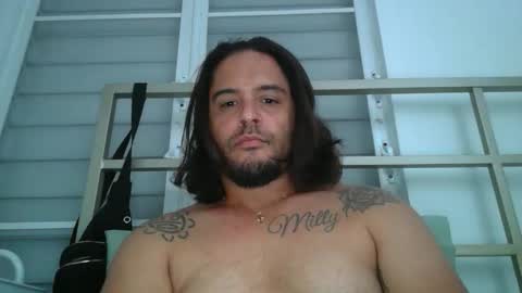 Snapshot of papiipr185 chatting on January 19, 2026, 7:56 am PapiiPR185 online show from January 19, 2026, 7:56 am