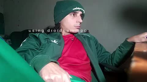 Snapshot of papito20cm chatting on April 6, 2026, 6:58 am Lau online show from April 6, 2026, 6:58 am