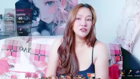 Snapshot of paprouw112 chatting on February 22, 2026, 1:53 pm paprouw112 online show from February 22, 2026, 1:53 pm