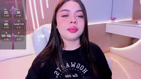 Amy and my doll online show from March 13, 2026, 3:46 am