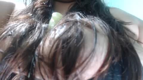Snapshot of pareja_explosivasexx chatting on February 21, 2025, 4:18 am Luna online show from February 21, 2025, 4:18 am