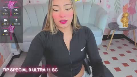 Snapshot of paris09_v chatting on January 17, 2026, 3:22 am PARIS online show from January 17, 2026, 3:22 am