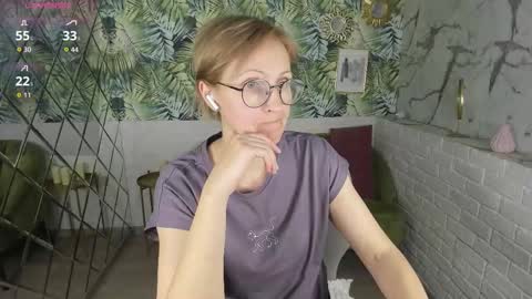 Snapshot of paris_cherry chatting on January 31, 2026, 7:11 pm Paris online show from January 31, 2026, 7:11 pm