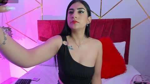 Snapshot of paris_evans_01 chatting on October 1, 2025, 12:44 pm paris_evans_01 online show from October 1, 2025, 12:44 pm