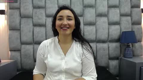 kitty online show from November 10, 2025, 12:15 pm