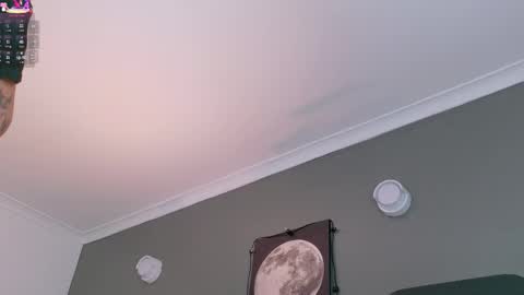 PARIS online show from September 17, 2025, 11:34 am