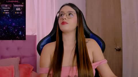 Snapshot of parisshayk chatting on February 11, 2026, 6:02 pm Paris online show from February 11, 2026, 6:02 pm