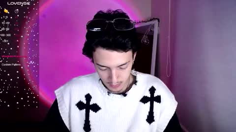 parker_222 online show from February 6, 2026, 6:18 am