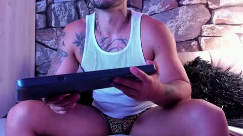 parker lavine online show from December 31, 2024, 4:49 am