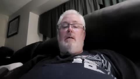 Snapshot of part86 chatting on December 10, 2024, 3:30 am part86 online show from December 10, 2024, 3:30 am