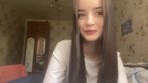Snapshot of partheniamachle chatting on May 7, 2026, 1:38 pm Milana online show from May 7, 2026, 1:38 pm