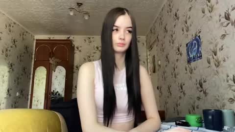 Snapshot of partheniamachle chatting on May 19, 2026, 9:37 am Milana online show from May 19, 2026, 9:37 am