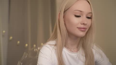 Snapshot of party_4_u chatting on November 26, 2025, 12:50 pm Sofi online show from November 26, 2025, 12:50 pm