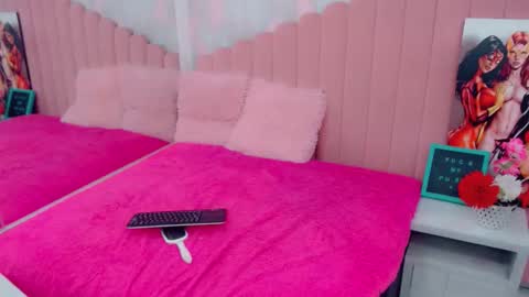 Snapshot of party_fre_girl chatting on February 2, 2026, 4:44 am party_fre_girl online show from February 2, 2026, 4:44 am