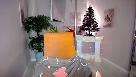 Snapshot of passionate_babe chatting on December 14, 2024, 3:18 am I have returned from vacation and I am glad to share my energy and emotions with you online show from December 14, 2024, 3:18 am