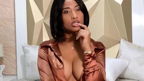 Snapshot of passionmacoll chatting on November 12, 2025, 7:46 pm passionmacoll online show from November 12, 2025, 7:46 pm