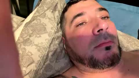 Snapshot of patebull86 chatting on December 17, 2025, 10:16 pm meinyourwife online show from December 17, 2025, 10:16 pm