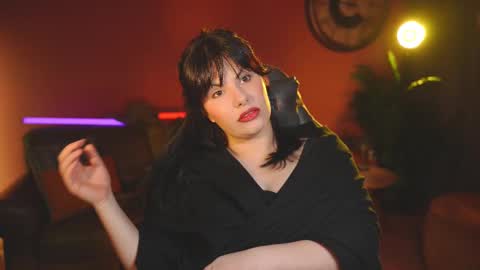 Patricia online show from March 8, 2025, 8:25 pm