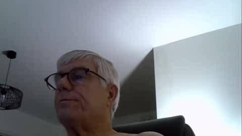 patrick5275 online show from November 22, 2025, 6:12 am