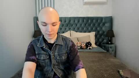 Snapshot of patrickbevy chatting on May 26, 2026, 7:21 pm Patrick online show from May 26, 2026, 7:21 pm