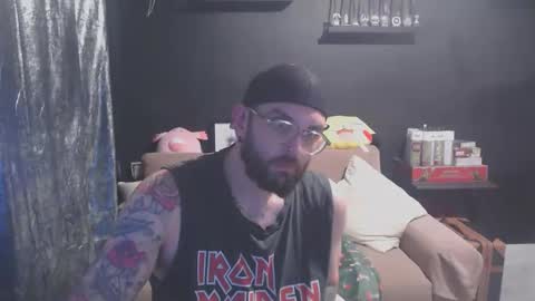 patrickmorris92 online show from February 18, 2026, 9:44 pm