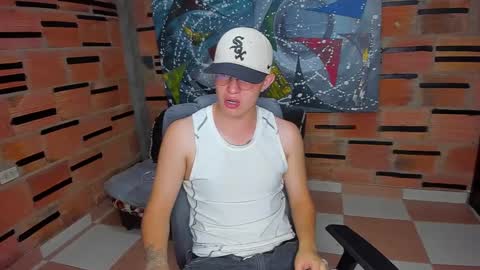 Snapshot of patrik027 chatting on February 4, 2025, 7:22 pm .... online show from February 4, 2025, 7:22 pm