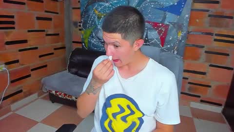 Snapshot of patrik027 chatting on March 7, 2025, 1:53 am .... online show from March 7, 2025, 1:53 am