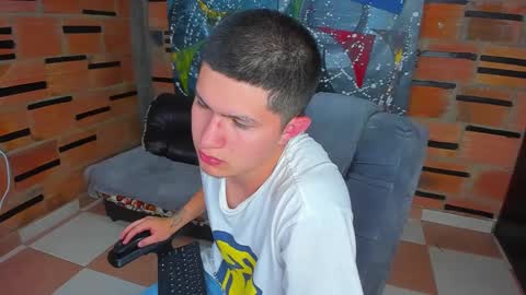 Snapshot of patrik027 chatting on March 7, 2025, 4:57 am .... online show from March 7, 2025, 4:57 am