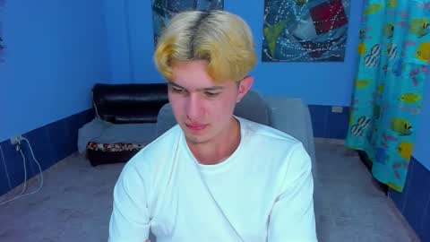 Snapshot of patrik027 chatting on September 15, 2025, 7:08 am .... online show from September 15, 2025, 7:08 am