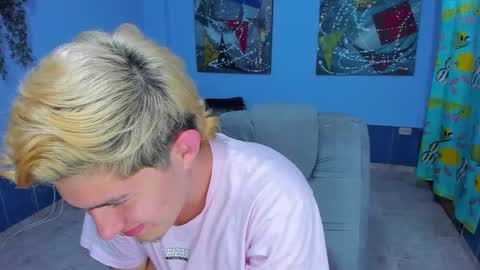 Snapshot of patrik027 chatting on September 21, 2025, 6:48 am .... online show from September 21, 2025, 6:48 am