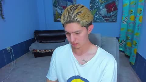 Snapshot of patrik027 chatting on September 27, 2025, 2:49 am .... online show from September 27, 2025, 2:49 am