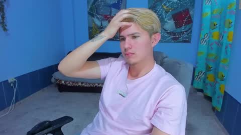 Snapshot of patrik027 chatting on October 10, 2025, 6:34 am .... online show from October 10, 2025, 6:34 am