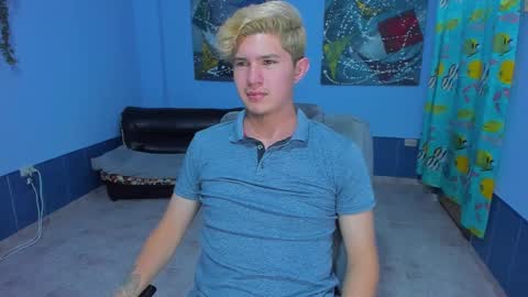 Snapshot of patrik027 chatting on October 14, 2025, 7:03 pm .... online show from October 14, 2025, 7:03 pm