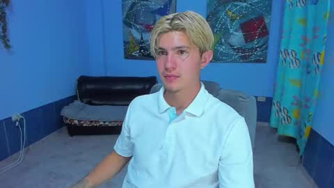 Snapshot of patrik027 chatting on October 23, 2025, 3:28 am .... online show from October 23, 2025, 3:28 am