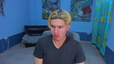 Snapshot of patrik027 chatting on November 7, 2025, 3:06 am .... online show from November 7, 2025, 3:06 am