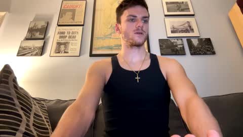 Snapshot of pattyb_ chatting on December 11, 2024, 12:54 am Patty B online show from December 11, 2024, 12:54 am