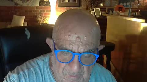 Snapshot of patvac chatting on January 7, 2026, 1:13 pm patvac online show from January 7, 2026, 1:13 pm