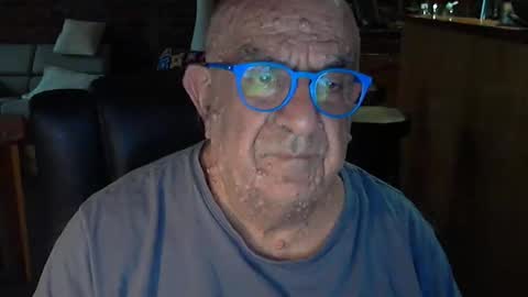 Snapshot of patvac chatting on March 3, 2026, 9:31 pm patvac online show from March 3, 2026, 9:31 pm