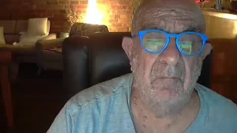 Snapshot of patvac chatting on March 8, 2026, 2:21 pm patvac online show from March 8, 2026, 2:21 pm