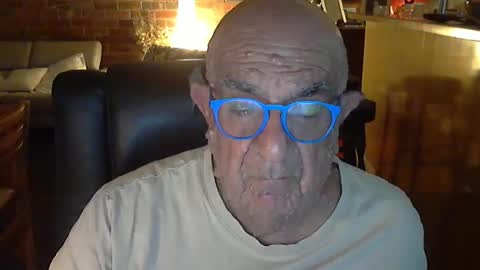 Snapshot of patvac chatting on March 9, 2026, 12:53 pm patvac online show from March 9, 2026, 12:53 pm