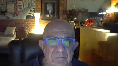 Snapshot of patvac chatting on April 7, 2026, 2:50 pm patvac online show from April 7, 2026, 2:50 pm