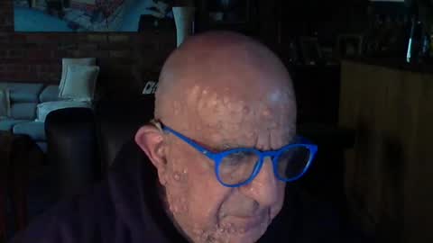 Snapshot of patvac chatting on June 20, 2026, 6:27 am patvac online show from June 20, 2026, 6:27 am