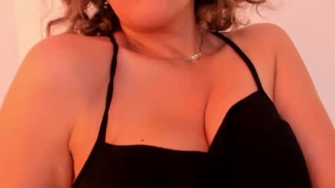 Snapshot of paty_chic chatting on April 9, 2026, 2:22 pm Paty Chic online show from April 9, 2026, 2:22 pm