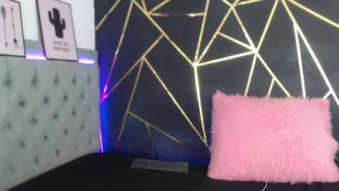 Snapshot of pau_torres_ chatting on April 29, 2026, 1:26 pm paulina online show from April 29, 2026, 1:26 pm