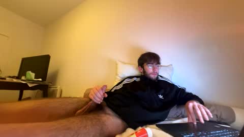 paul442386 online show from May 8, 2026, 1:33 am