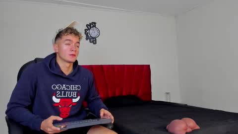 Paull George online show from October 10, 2025, 4:50 pm